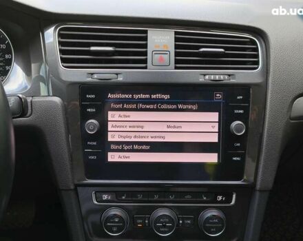 Фольксваген e-Golf, объемом двигателя 0 л и пробегом 23 тыс. км за 15300 $, фото 22 на Automoto.ua