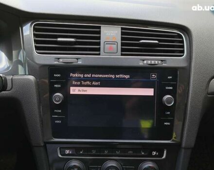 Фольксваген e-Golf, объемом двигателя 0 л и пробегом 23 тыс. км за 15300 $, фото 23 на Automoto.ua