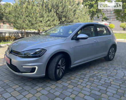 Фольксваген e-Golf, объемом двигателя 0 л и пробегом 26 тыс. км за 14950 $, фото 4 на Automoto.ua