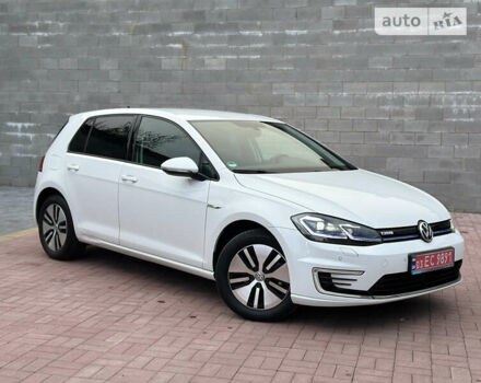 Фольксваген e-Golf, об'ємом двигуна 0 л та пробігом 31 тис. км за 15850 $, фото 13 на Automoto.ua