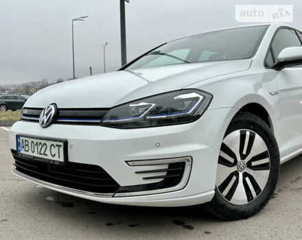 Фольксваген e-Golf, объемом двигателя 0 л и пробегом 98 тыс. км за 20499 $, фото 7 на Automoto.ua