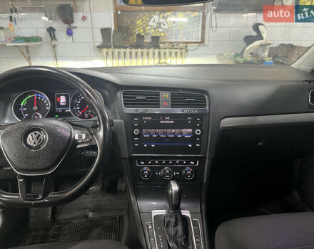 Фольксваген e-Golf, объемом двигателя 0 л и пробегом 152 тыс. км за 13300 $, фото 14 на Automoto.ua