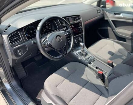 Фольксваген e-Golf, объемом двигателя 0 л и пробегом 123 тыс. км за 12900 $, фото 17 на Automoto.ua