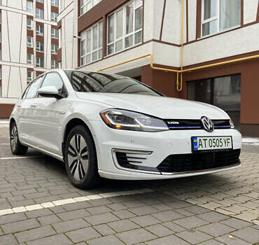 Фольксваген e-Golf, объемом двигателя 0 л и пробегом 31 тыс. км за 15650 $, фото 4 на Automoto.ua