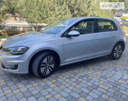 Фольксваген e-Golf, объемом двигателя 0 л и пробегом 26 тыс. км за 14950 $, фото 12 на Automoto.ua