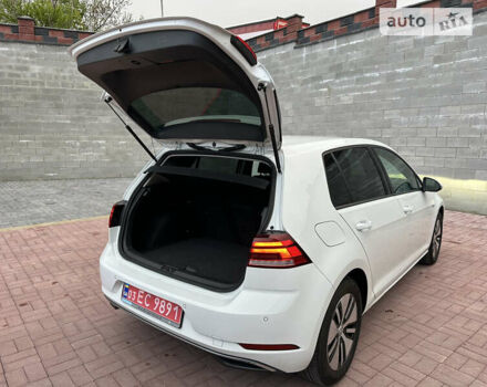 Фольксваген e-Golf, об'ємом двигуна 0 л та пробігом 31 тис. км за 15850 $, фото 57 на Automoto.ua