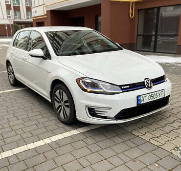 Фольксваген e-Golf, объемом двигателя 0 л и пробегом 31 тыс. км за 15650 $, фото 6 на Automoto.ua