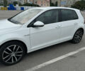 Фольксваген e-Golf, объемом двигателя 0 л и пробегом 63 тыс. км за 18200 $, фото 1 на Automoto.ua