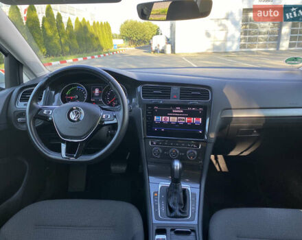 Фольксваген e-Golf, об'ємом двигуна 0 л та пробігом 35 тис. км за 15800 $, фото 14 на Automoto.ua