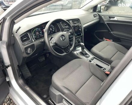 Фольксваген e-Golf, объемом двигателя 0 л и пробегом 140 тыс. км за 12300 $, фото 26 на Automoto.ua