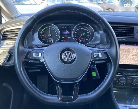 Фольксваген e-Golf, объемом двигателя 0 л и пробегом 42 тыс. км за 14200 $, фото 26 на Automoto.ua