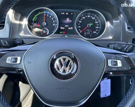 Фольксваген e-Golf, объемом двигателя 0 л и пробегом 22 тыс. км за 14400 $, фото 23 на Automoto.ua