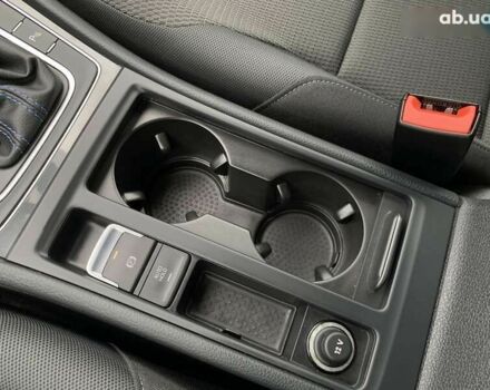 Фольксваген e-Golf, объемом двигателя 0 л и пробегом 32 тыс. км за 14400 $, фото 25 на Automoto.ua