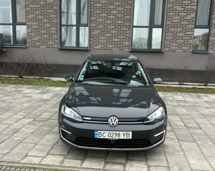 Фольксваген e-Golf, объемом двигателя 0 л и пробегом 49 тыс. км за 14600 $, фото 5 на Automoto.ua