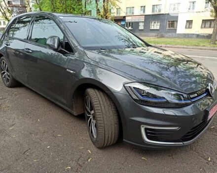 Фольксваген e-Golf, объемом двигателя 0 л и пробегом 96 тыс. км за 16200 $, фото 6 на Automoto.ua