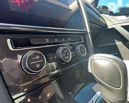 Фольксваген e-Golf, объемом двигателя 0 л и пробегом 30 тыс. км за 14800 $, фото 16 на Automoto.ua