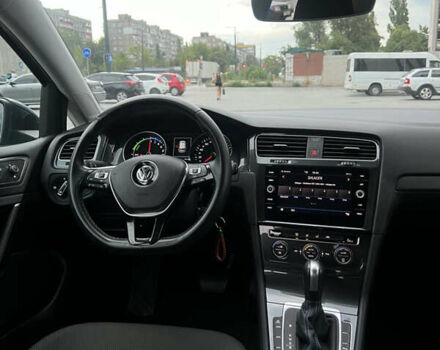 Фольксваген e-Golf, об'ємом двигуна 0 л та пробігом 38 тис. км за 14300 $, фото 28 на Automoto.ua