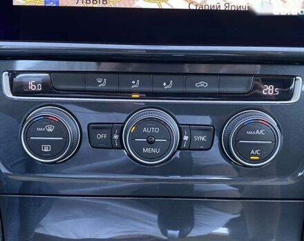 Фольксваген e-Golf, объемом двигателя 0 л и пробегом 22 тыс. км за 14400 $, фото 26 на Automoto.ua