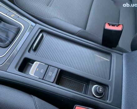 Фольксваген e-Golf, объемом двигателя 0 л и пробегом 38 тыс. км за 14300 $, фото 23 на Automoto.ua