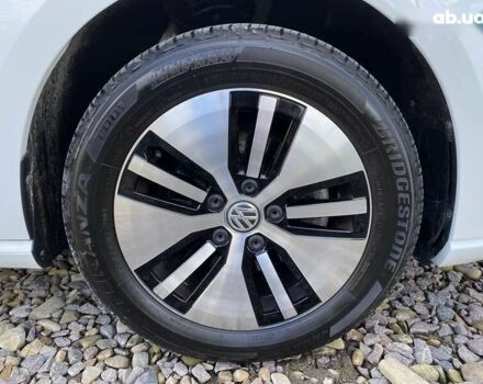 Фольксваген e-Golf, объемом двигателя 0 л и пробегом 68 тыс. км за 14000 $, фото 18 на Automoto.ua