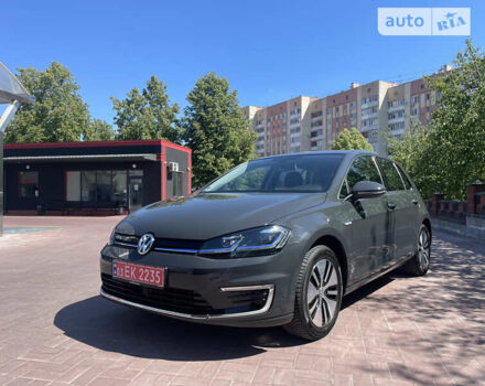 Фольксваген e-Golf, об'ємом двигуна 0 л та пробігом 32 тис. км за 15250 $, фото 5 на Automoto.ua