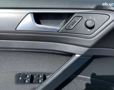 Фольксваген e-Golf, объемом двигателя 0 л и пробегом 19 тыс. км за 14900 $, фото 16 на Automoto.ua