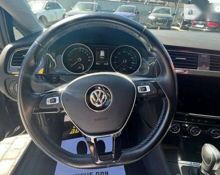 Фольксваген e-Golf, объемом двигателя 0 л и пробегом 30 тыс. км за 14800 $, фото 12 на Automoto.ua