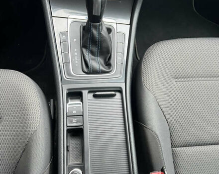 Фольксваген e-Golf, объемом двигателя 0 л и пробегом 49 тыс. км за 14600 $, фото 28 на Automoto.ua