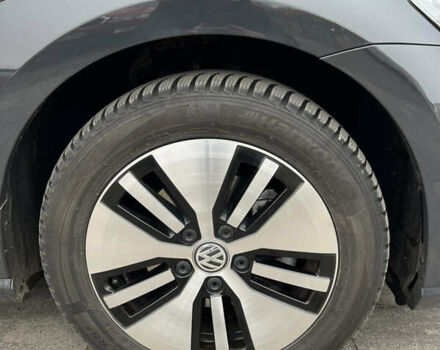 Фольксваген e-Golf, объемом двигателя 0 л и пробегом 49 тыс. км за 14600 $, фото 20 на Automoto.ua