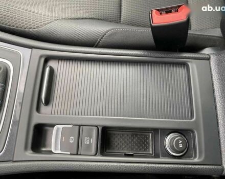 Фольксваген e-Golf, объемом двигателя 0 л и пробегом 30 тыс. км за 14400 $, фото 25 на Automoto.ua