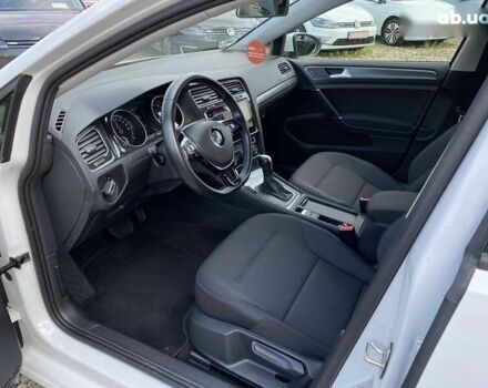 Фольксваген e-Golf, объемом двигателя 0 л и пробегом 41 тыс. км за 14400 $, фото 14 на Automoto.ua