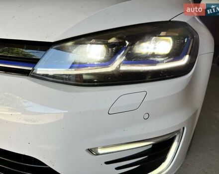 Фольксваген e-Golf, об'ємом двигуна 0 л та пробігом 40 тис. км за 19200 $, фото 10 на Automoto.ua