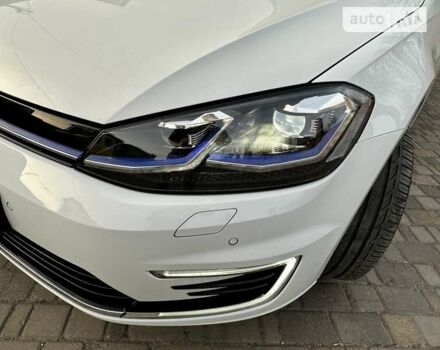 Фольксваген e-Golf, объемом двигателя 0 л и пробегом 36 тыс. км за 15800 $, фото 9 на Automoto.ua