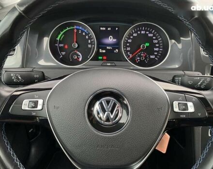 Фольксваген e-Golf, объемом двигателя 0 л и пробегом 32 тыс. км за 14400 $, фото 17 на Automoto.ua