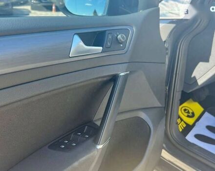 Фольксваген e-Golf, объемом двигателя 0 л и пробегом 30 тыс. км за 14800 $, фото 10 на Automoto.ua