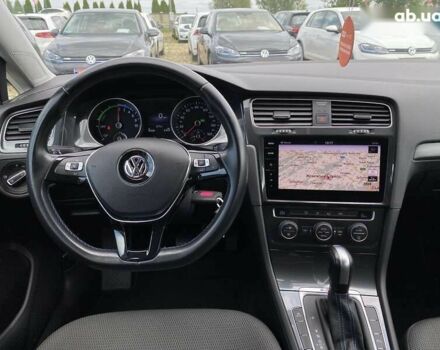 Фольксваген e-Golf, объемом двигателя 0 л и пробегом 41 тыс. км за 14400 $, фото 17 на Automoto.ua