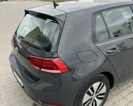 Фольксваген e-Golf, объемом двигателя 0 л и пробегом 49 тыс. км за 14600 $, фото 40 на Automoto.ua
