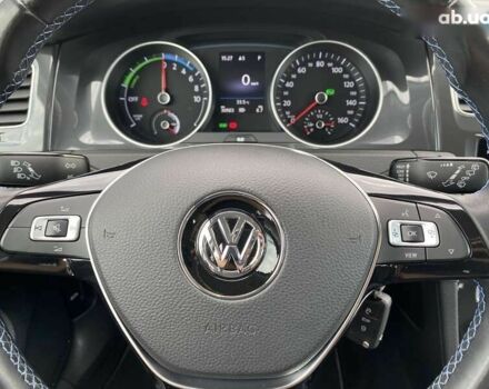 Фольксваген e-Golf, объемом двигателя 0 л и пробегом 30 тыс. км за 14400 $, фото 19 на Automoto.ua