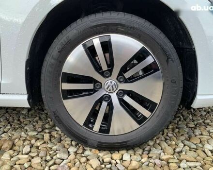Фольксваген e-Golf, объемом двигателя 0 л и пробегом 32 тыс. км за 14400 $, фото 11 на Automoto.ua