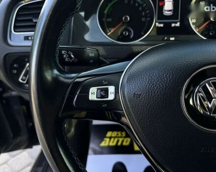 Фольксваген e-Golf, объемом двигателя 0 л и пробегом 77 тыс. км за 14200 $, фото 19 на Automoto.ua