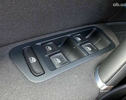 Фольксваген e-Golf, объемом двигателя 0 л и пробегом 43 тыс. км за 14400 $, фото 22 на Automoto.ua