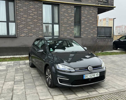 Фольксваген e-Golf, объемом двигателя 0 л и пробегом 49 тыс. км за 14600 $, фото 3 на Automoto.ua