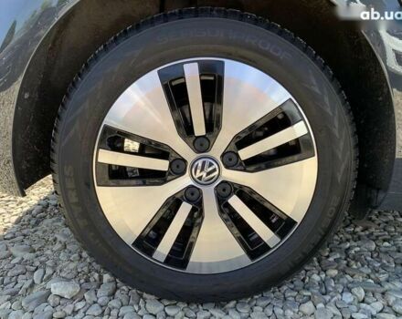 Фольксваген e-Golf, объемом двигателя 0 л и пробегом 38 тыс. км за 14300 $, фото 10 на Automoto.ua