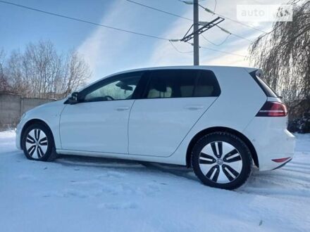 Фольксваген e-Golf, объемом двигателя 0 л и пробегом 120 тыс. км за 10000 $, фото 1 на Automoto.ua