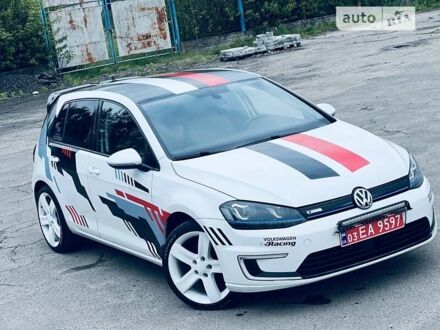 Фольксваген e-Golf, об'ємом двигуна 0 л та пробігом 123 тис. км за 10600 $, фото 1 на Automoto.ua