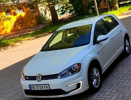 Фольксваген e-Golf 2015 у Миколаєві на Automoto.ua Фольксваген e-Golf, об'ємом двигуна 0.16 л та пробігом 89 тис. км за 11500 $, фото 1 на Automoto.ua