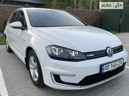 Фольксваген e-Golf, объемом двигателя 0 л и пробегом 118 тыс. км за 10599 $, фото 1 на Automoto.ua