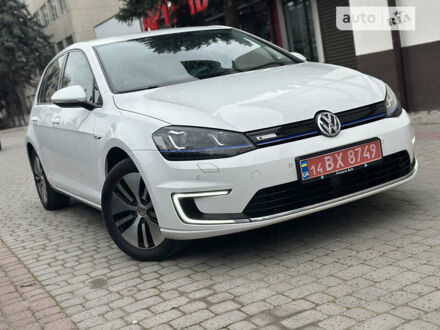 Фольксваген e-Golf, объемом двигателя 0 л и пробегом 95 тыс. км за 11700 $, фото 1 на Automoto.ua