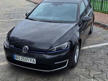 Фольксваген e-Golf, объемом двигателя 0 л и пробегом 88 тыс. км за 13250 $, фото 1 на Automoto.ua