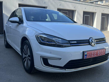 Фольксваген e-Golf, объемом двигателя 0 л и пробегом 56 тыс. км за 14300 $, фото 1 на Automoto.ua